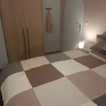 Le Tri Beneu 住宿加早餐酒店 3*