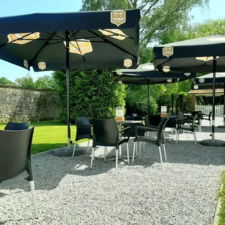 Le Tri Beneu Bed & Breakfast 3*