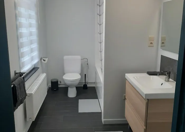 Le Tri Beneu Bed & Breakfast 3*